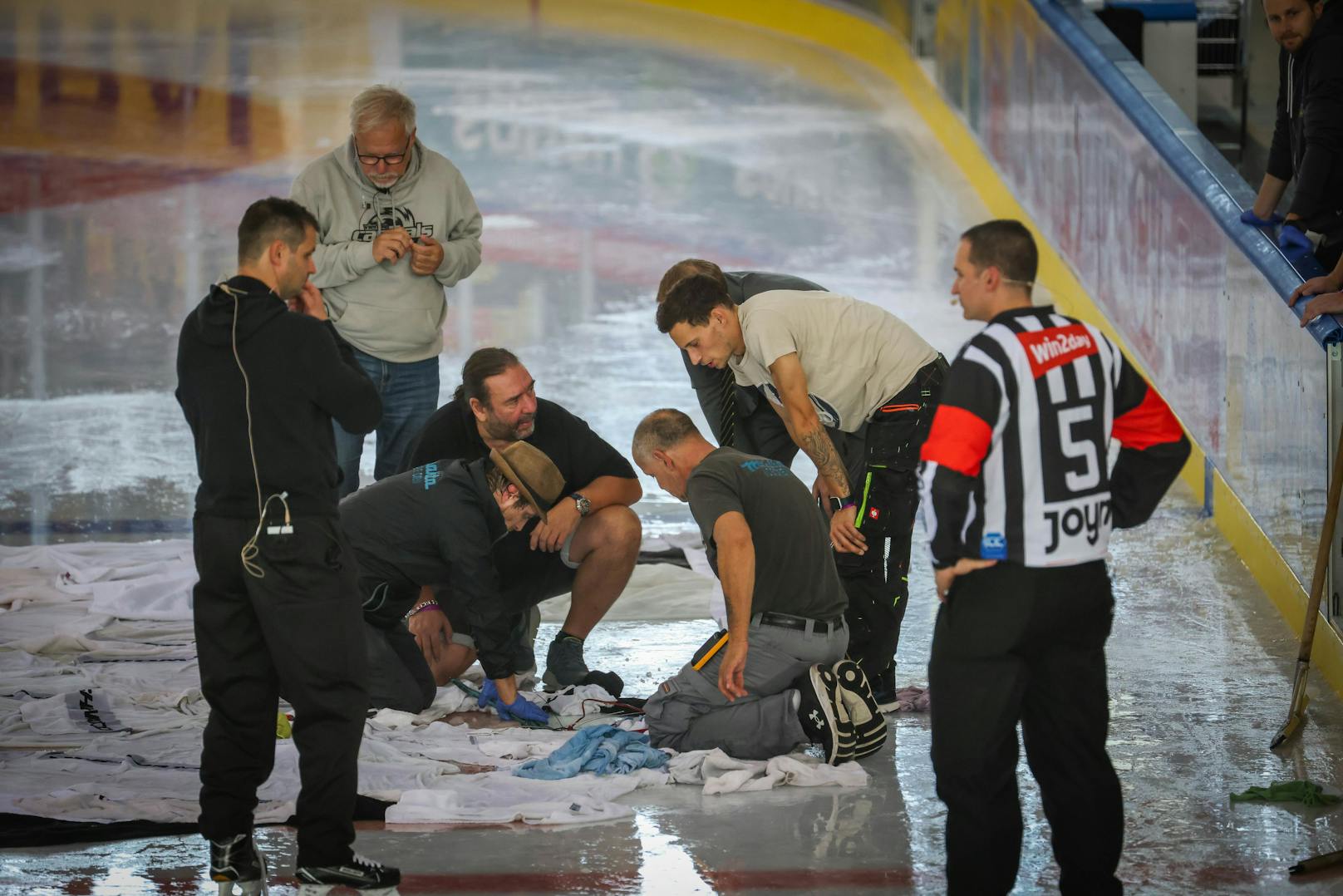 Es ist nicht das erste Mal, dass es Probleme mit dem Eis in der Steffl Arena gibt.