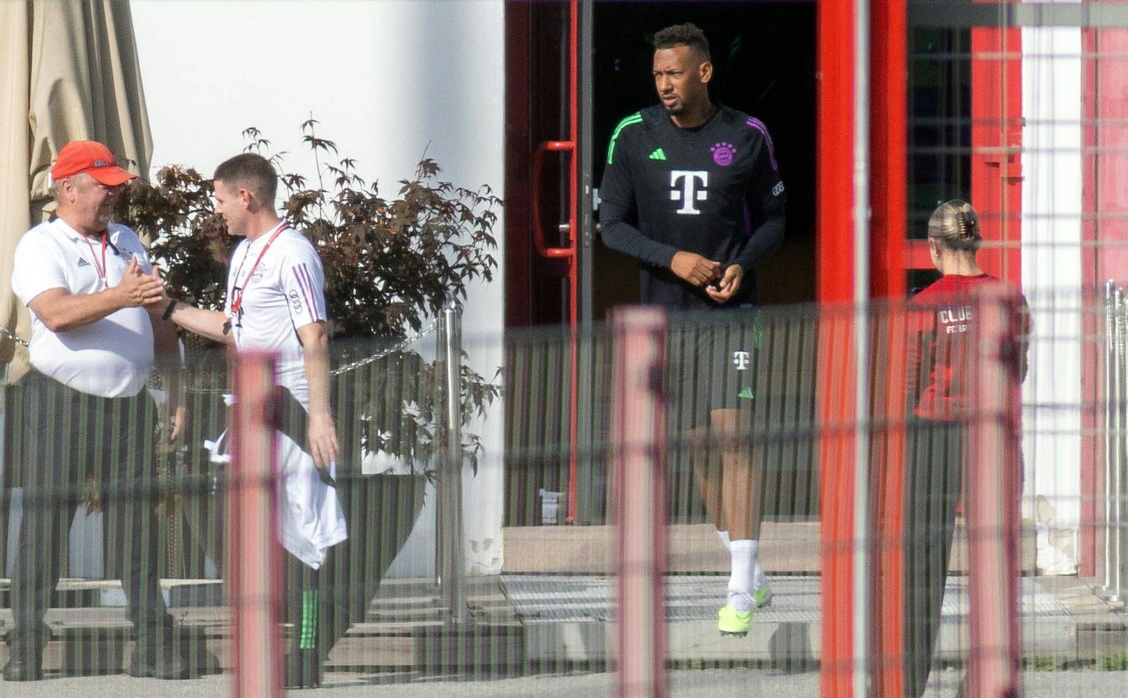 Boateng trainiert wieder bei den Bayern mit