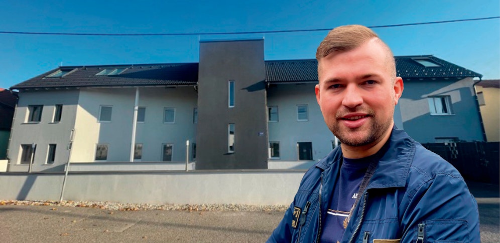 Polizeibeamter Markus B. (29) kaufte eine Wohnung in Gerasdorf bei Wien im Jänner 2020, hat noch immer keinen Schlüssel.