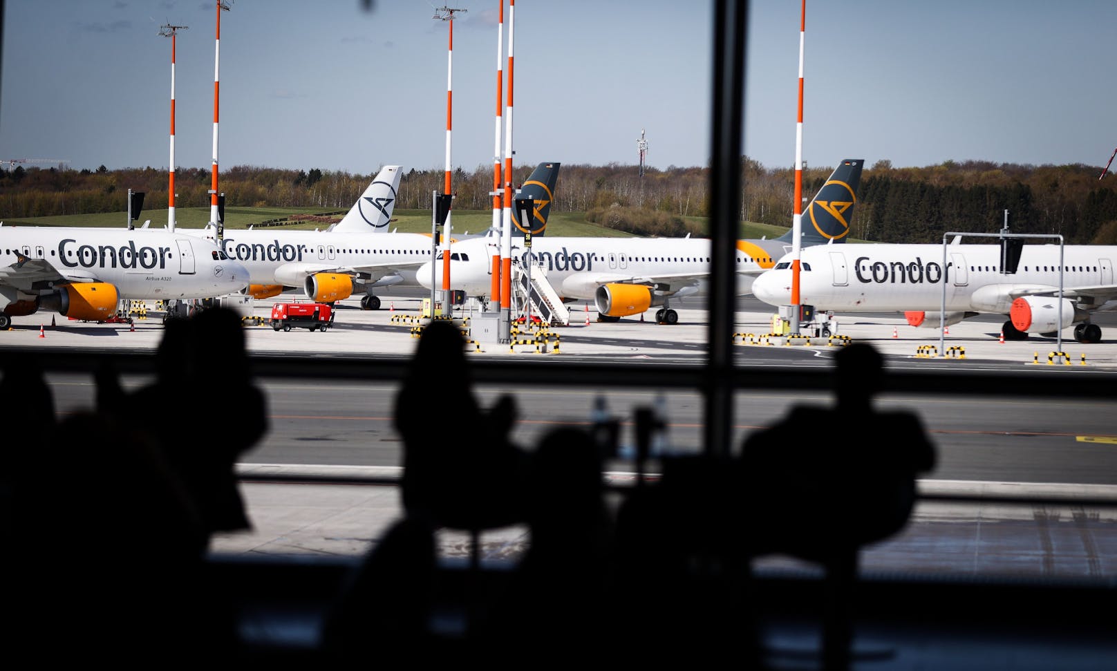 Die geplante Condor-Maschine nach Palma musste am Donnerstag in Düsseldorf bleiben – mit ihr rund 15 Passagiere.
