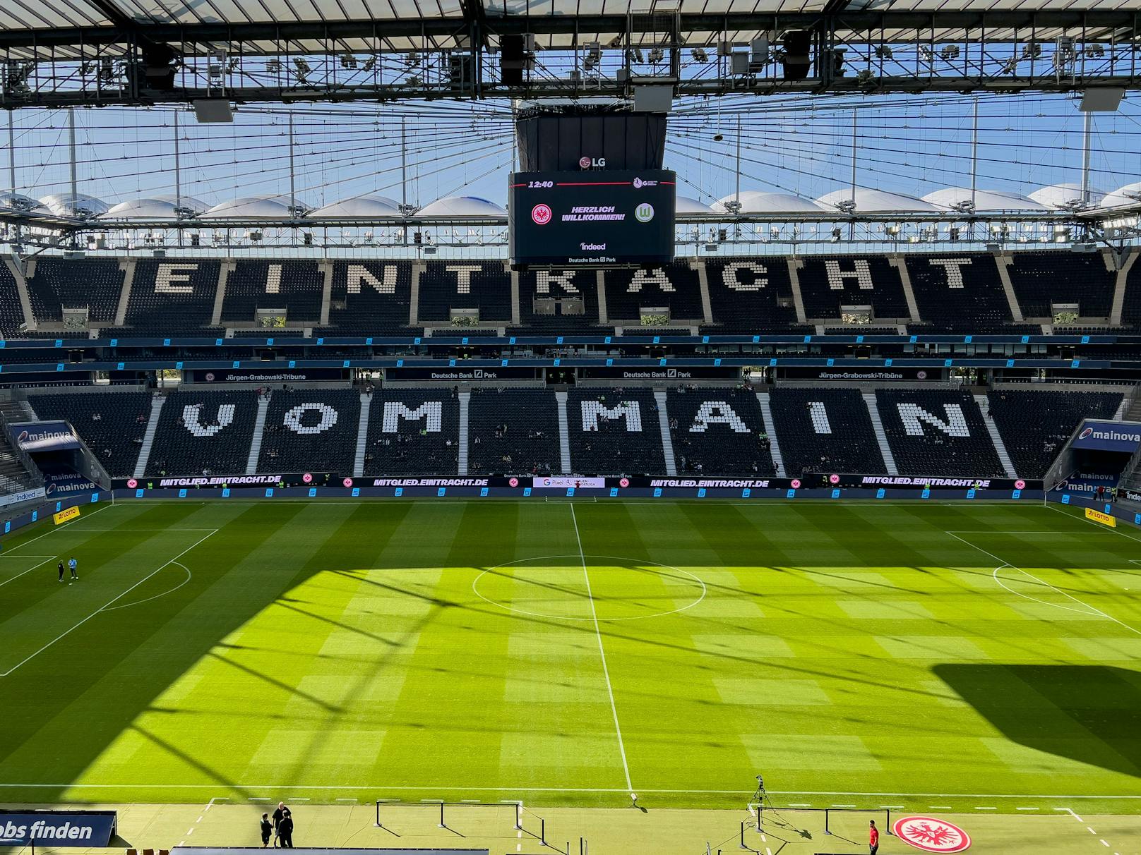 Deutsche Bank Park in Frankfurt. Zuschauerkapazität: 46.000