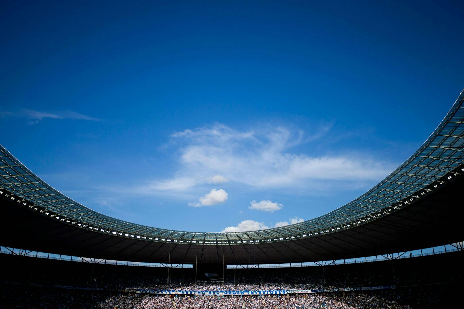 Olympiastadion in Berlin. Zuschauerkapazität: 74.000