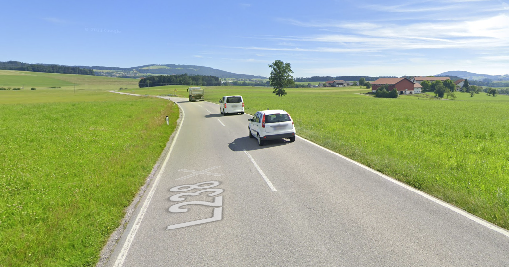 Auf der Seekirchner Landesstraße kam es zu einem tödlichen Verkehrsunfall.