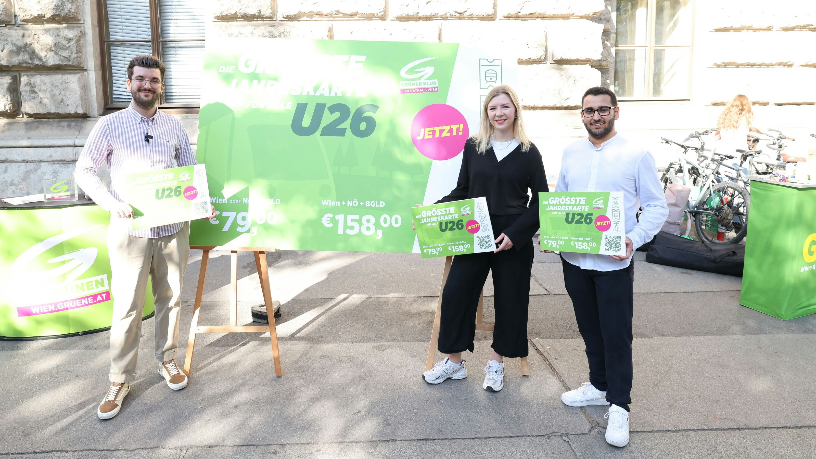 Nikolas Brunäcker, Landessprecher der Grünen Jugend Burgenland, Laura Ozlberger - Sprecherin der Grünen Niederösterreich und Ömer Öztas, Grüne Jugend-Sprecher in Wien&nbsp; &nbsp;