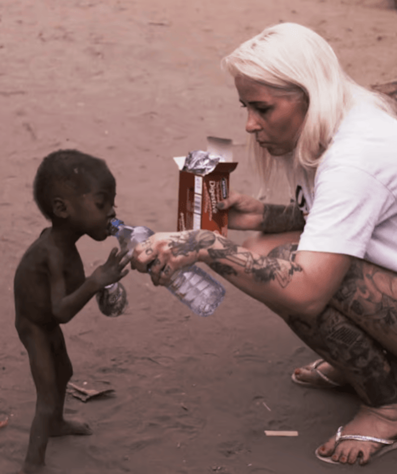 Die Entwicklungshelferin Anja Ringgren Lovén rettete 2016 einen zweijährigen Buben und gab ihm den Namen Hope. Das Bild ging damals um die Welt.