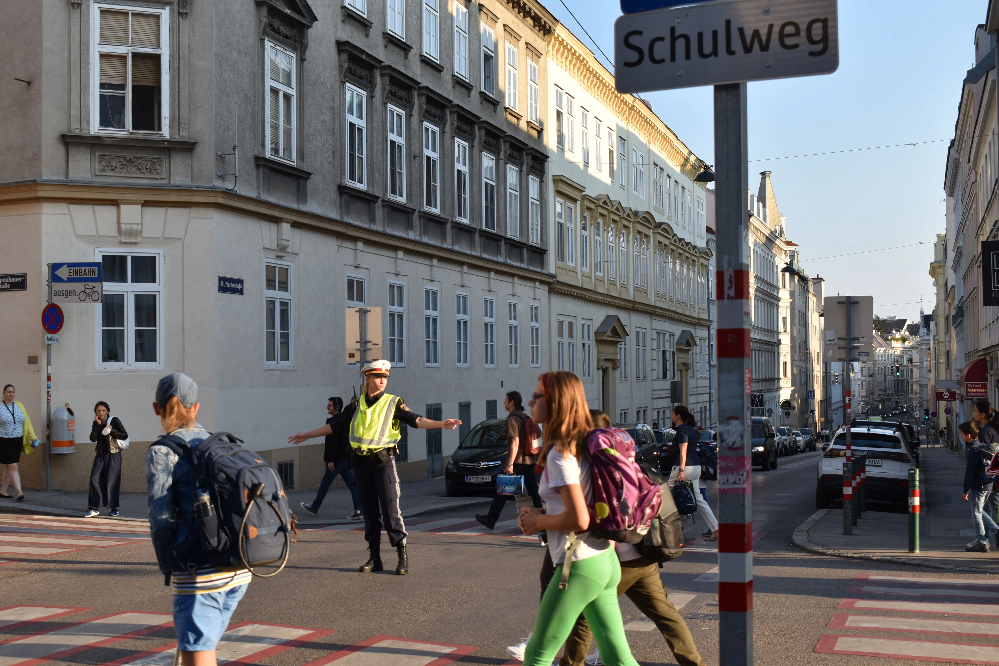 Rund um die Schulen ist Polizeipräsenz besonders wichtig.