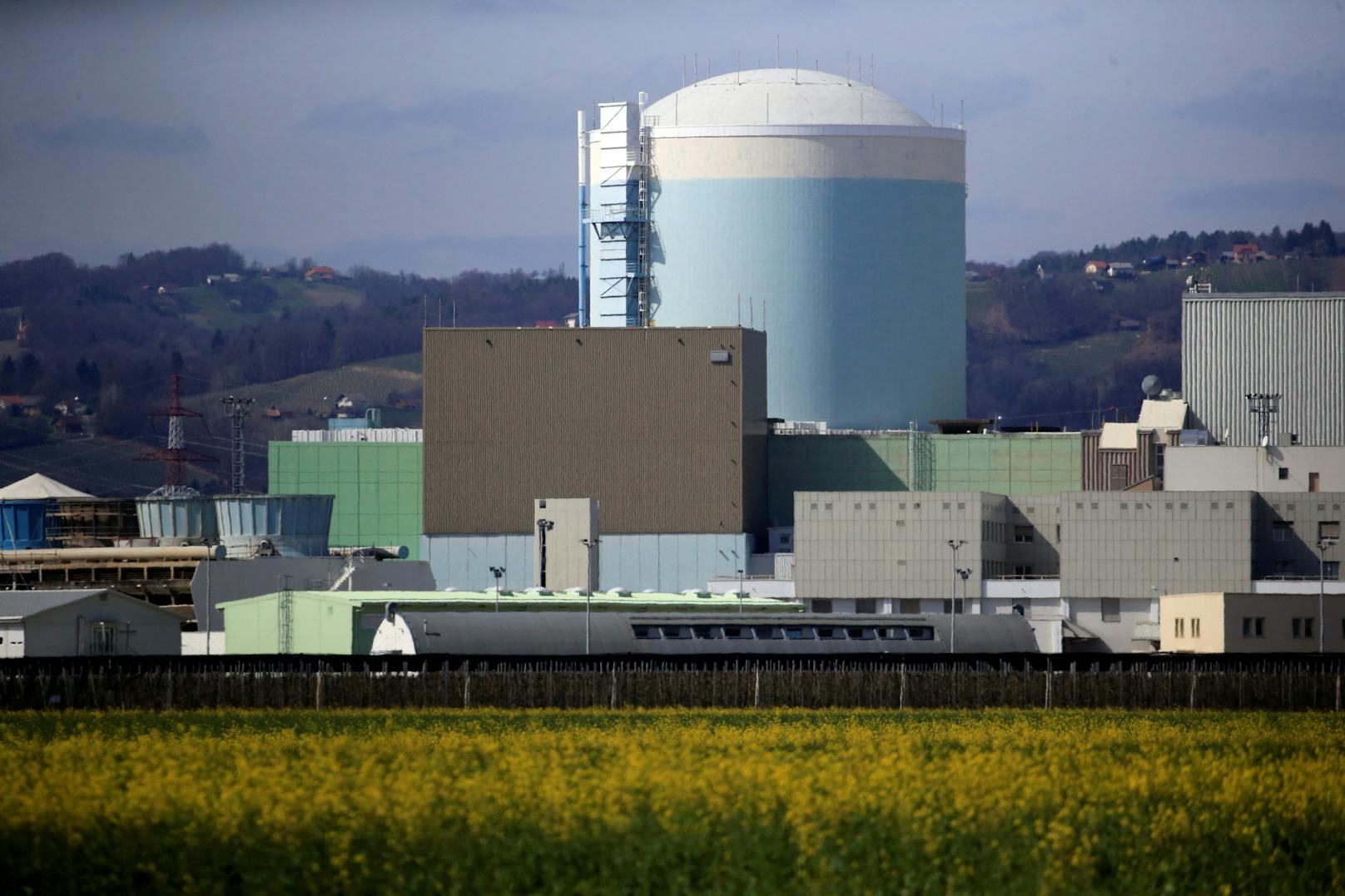 Blick auf das Kernkraftwerk Krško in Slowenien. Archivbild 2020.