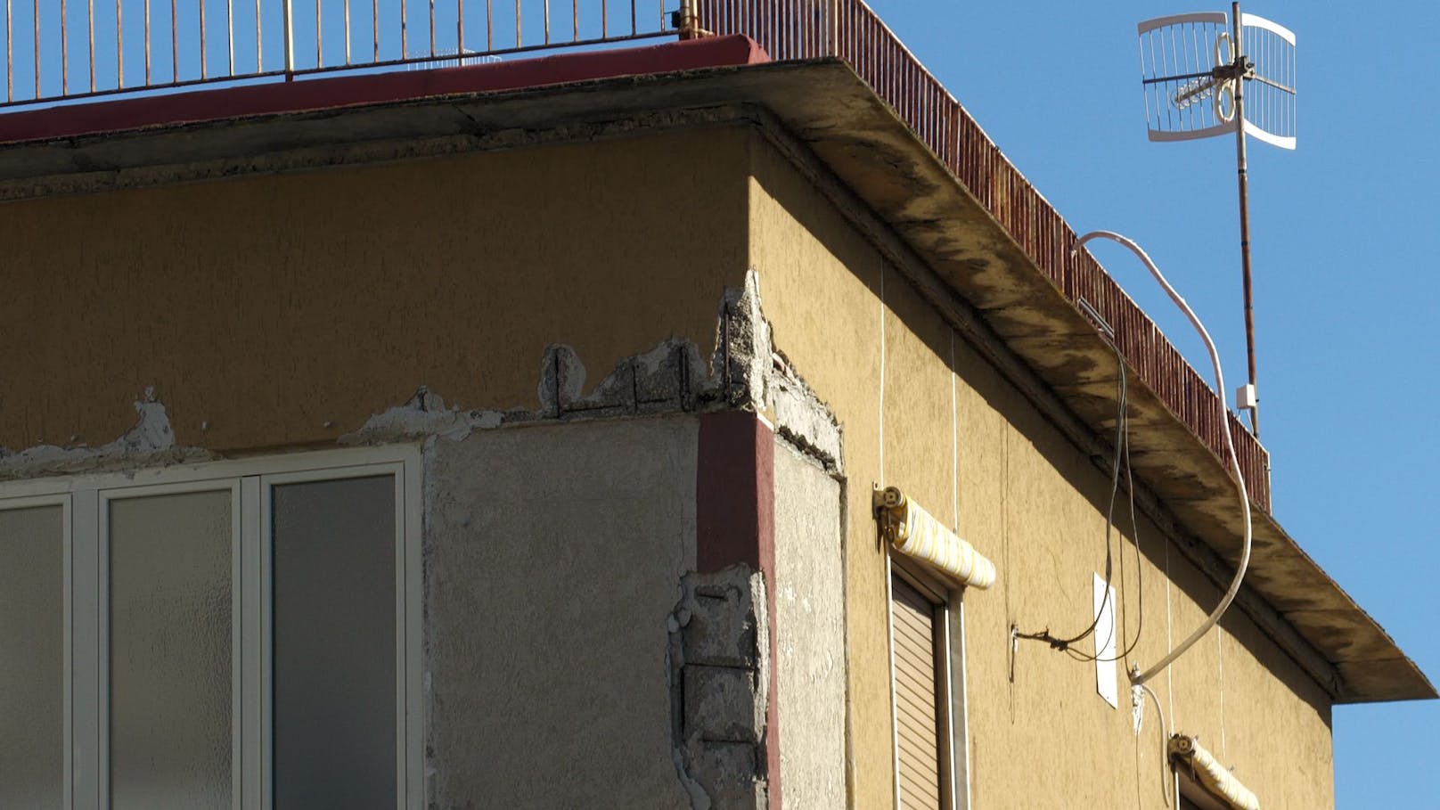 In der jüngeren Vergangenheit sorgten "kleinere" Erdbeben bereits für Beschädigungen an Gebäuden.&nbsp;