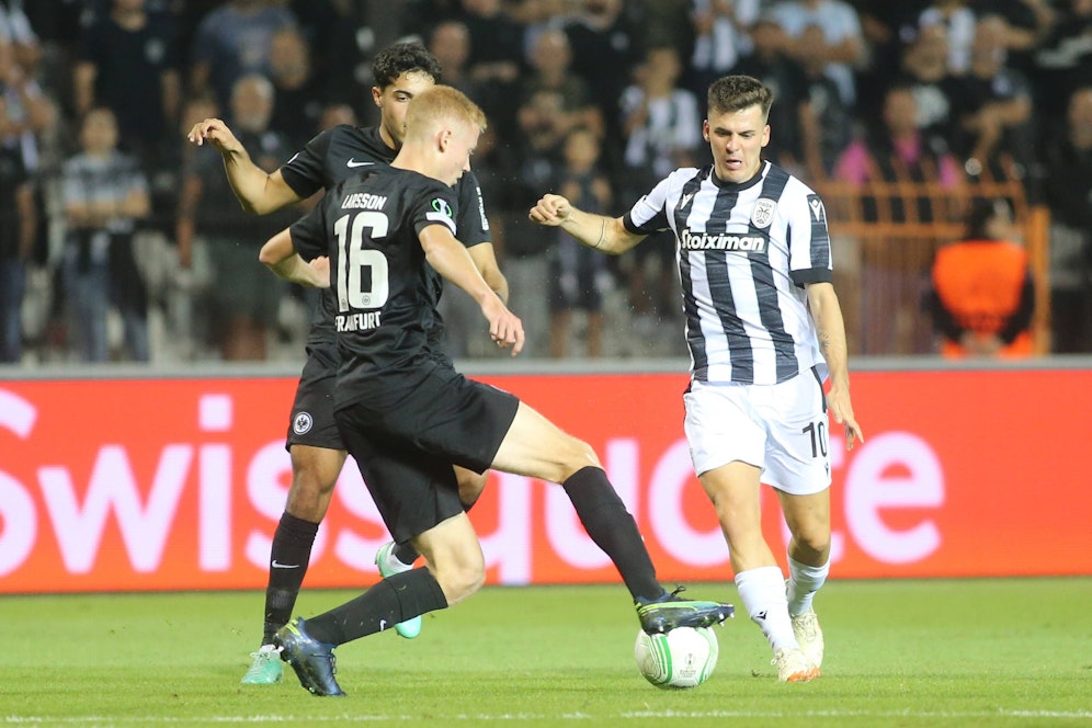 Thomas Murg mit PAOK Saloniki gegen Eintracht Frankfurt. 