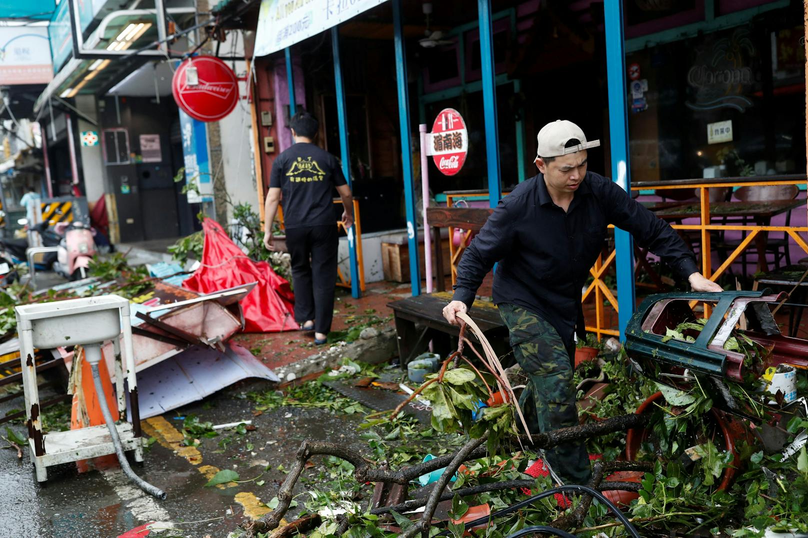 400 Verletzte - Taifun "Koinu" steuert auf Südchina zu