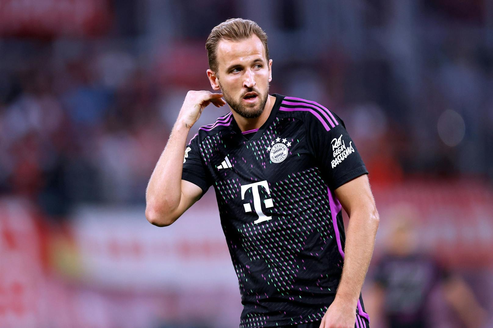 Bayern-Star Harry Kane hat sich eine Villa in München angeschaut. 