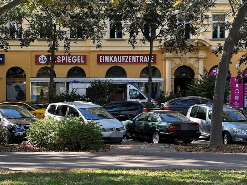 Verwandte machten sich Sorgen um eine Frau, weshalb sie die Polizei alarmierten.