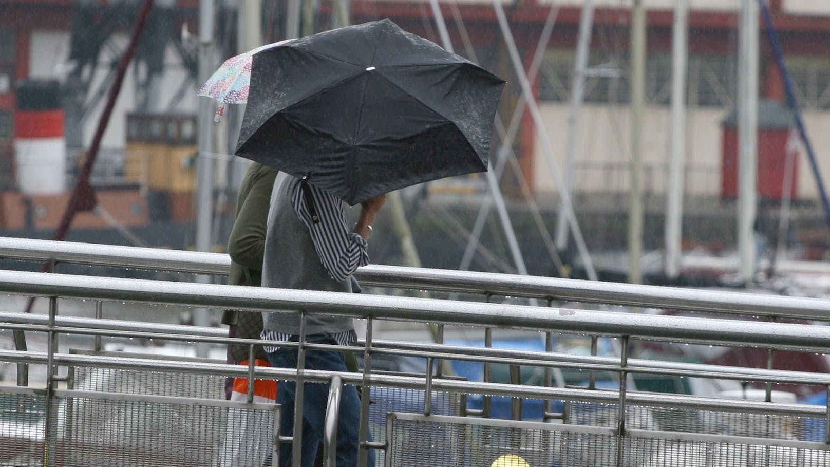 Der Sonntag bringt eine markante Wetterumstellung, bevor es wieder unfassbar warm weitergeht.