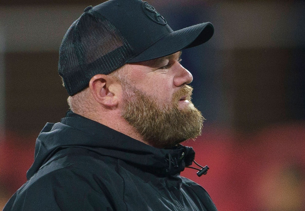 Ex-Stürmer-Star Rooney plant eine Rückkehr nach England. 