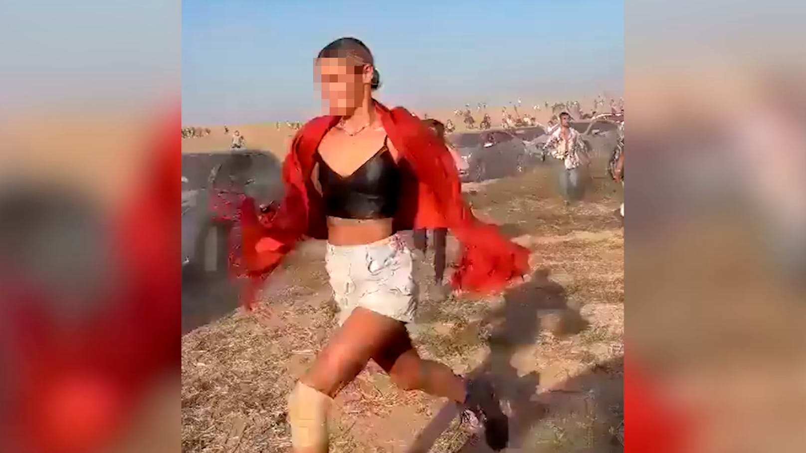 Die Hamas griff am 7. Oktober auch ein Musikfestival in Israel an. Hunderte flüchteten zu Fuß wie Videos in den sozialen Medien zeigen. Unter den hunderten Opfern befinden sich auch ausländische Staatsangehörige..