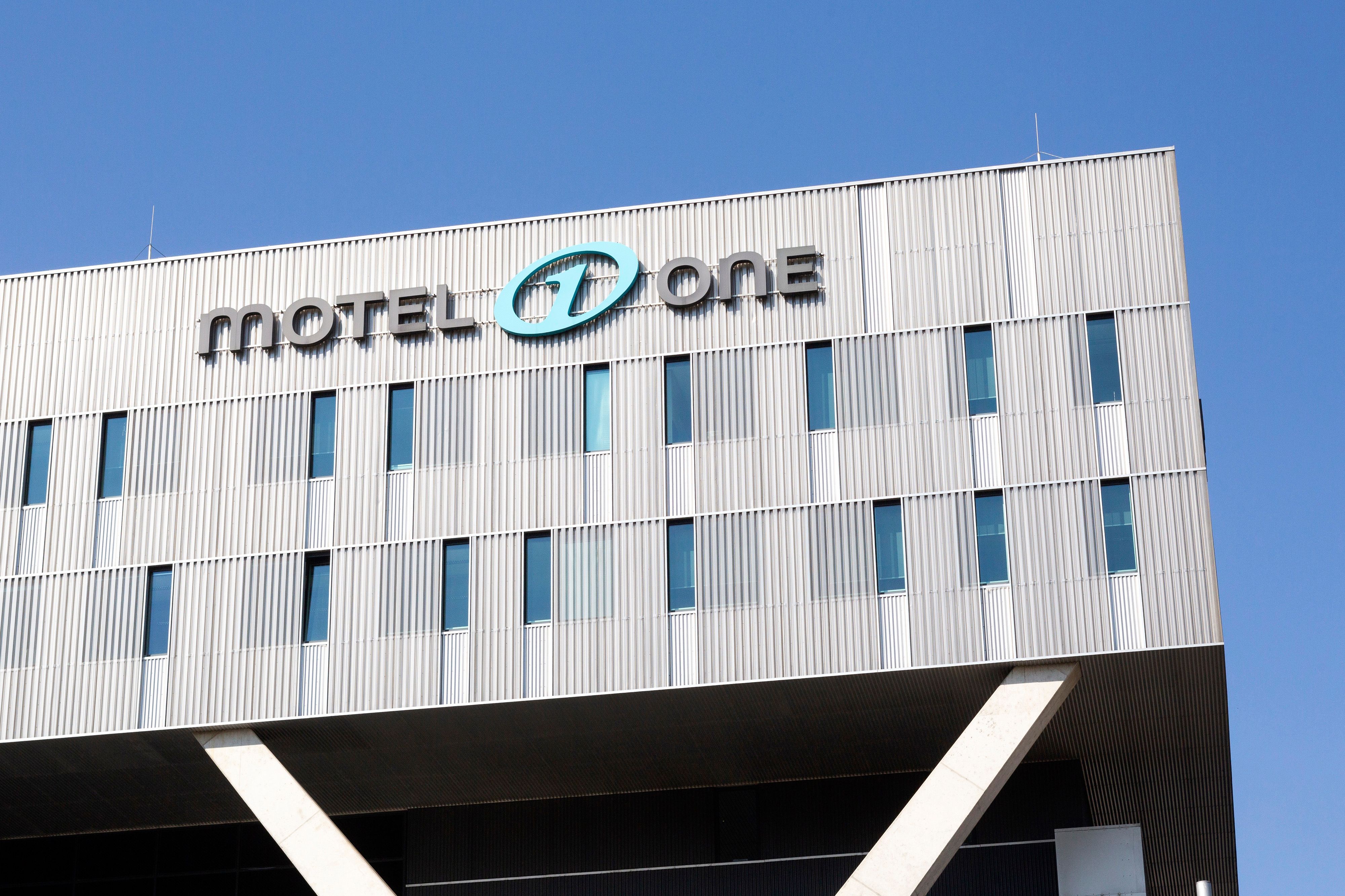 Auch in Wien (Foto: Westbahnhof), Graz, Linz, Salzburg und Innsbruck hat die Hotelkette 