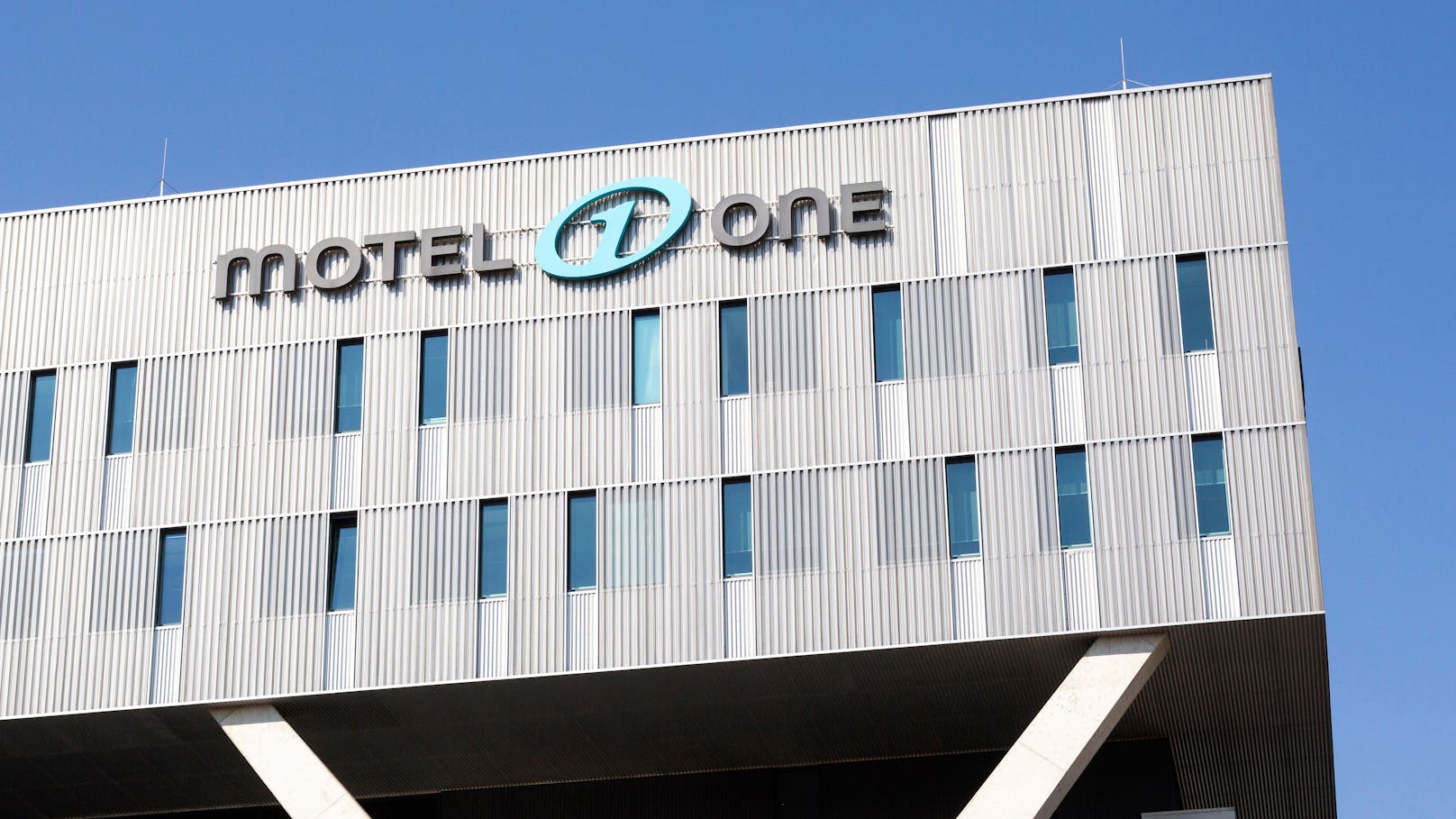 Auch in Wien (Foto: Westbahnhof), Graz, Linz, Salzburg und Innsbruck hat die Hotelkette "Motel One" mehrere Häuser.
