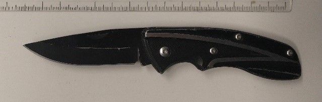 Das Messer wurde von der Polizei sichergestellt.