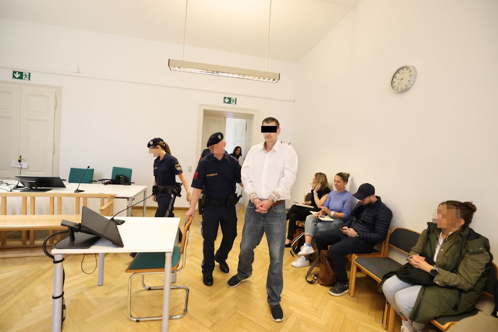 Der Angeklagte verbrachte die Hälfte seines Lebens in Haft und fasste nun weitere 16 Jahre aus.