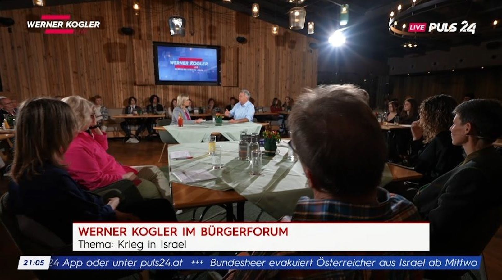 Vizekanzler Werner Kogler (Grüne) stellte sich am Dienstag (10.10.2023) dem Puls24-"Bürgerforum".