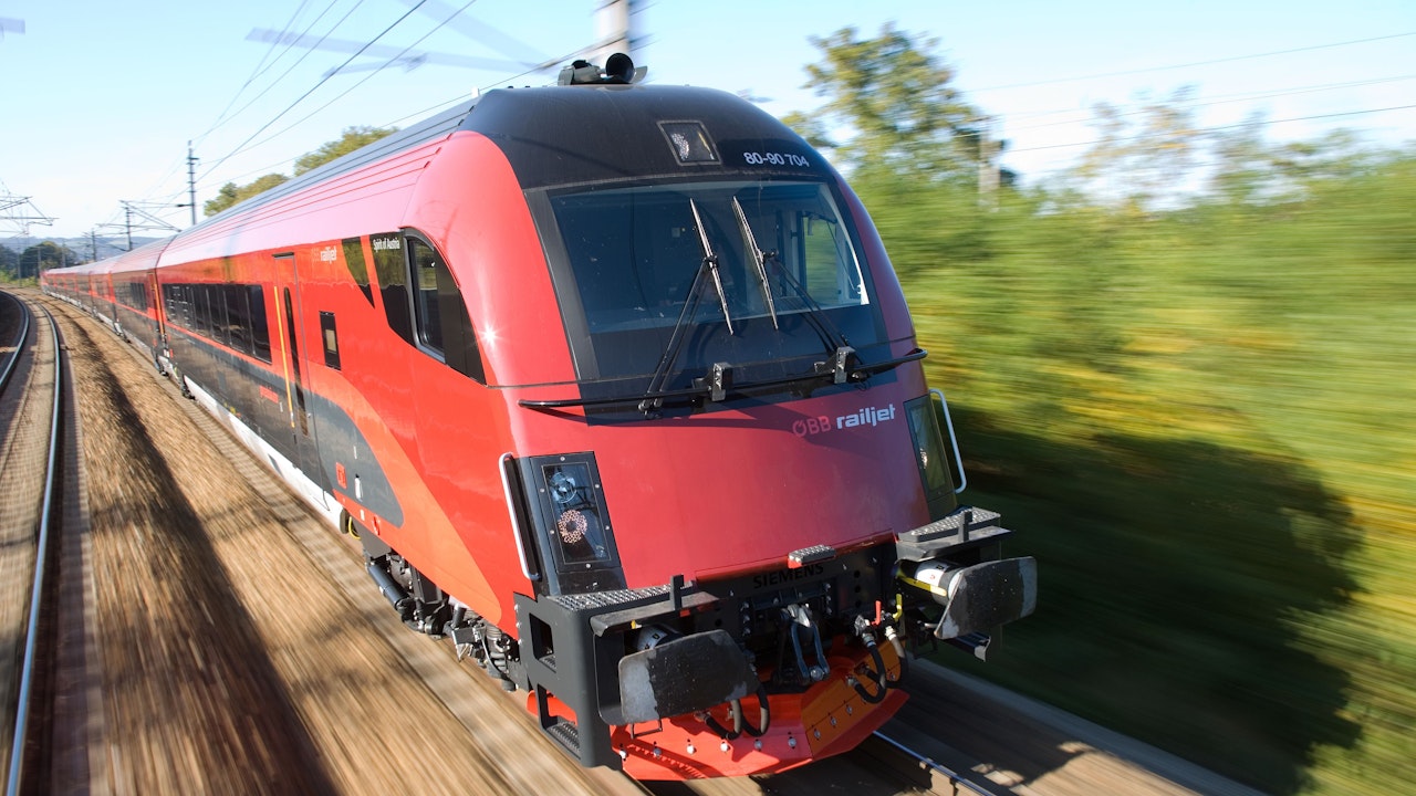 Heute.at - Sturm-Chaos: Kein Zugverkehr im Deutschen Eck
