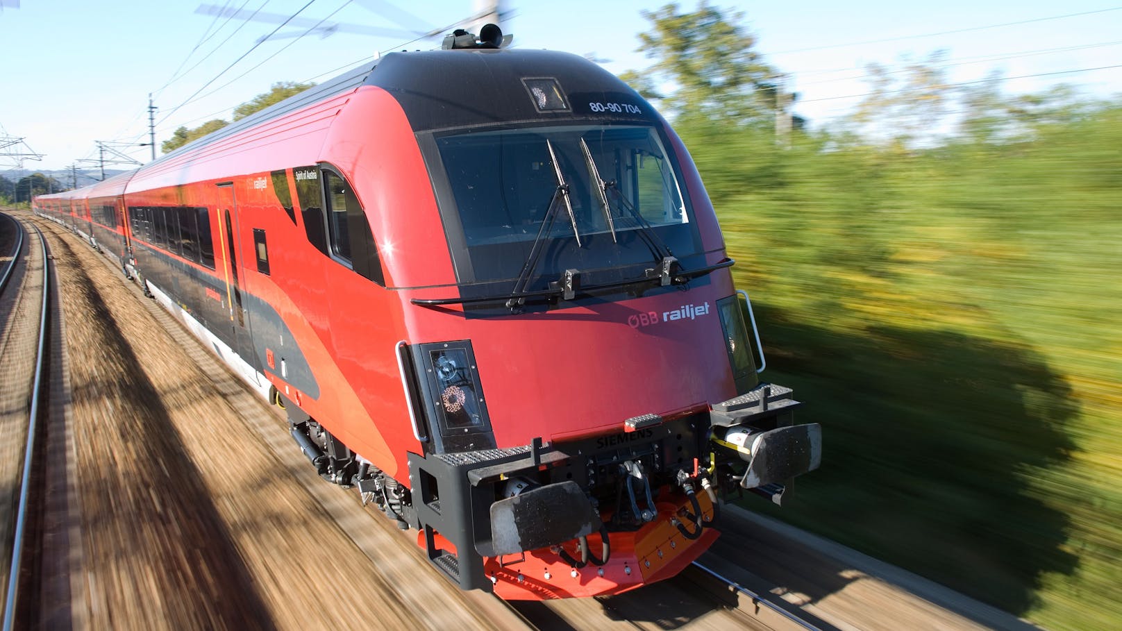 Der Zugverkehr von Salzburg nach Tirol wird von Montag, 16. Oktober 2023, bis Sonntag, 26. November 2023, eingeschränkt.