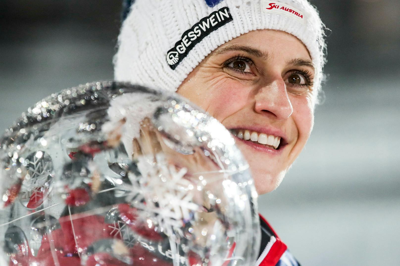 Eva Pinkelnig gewann in diesem Jahr die große Kristallkugel für den Gesamtweltcup.