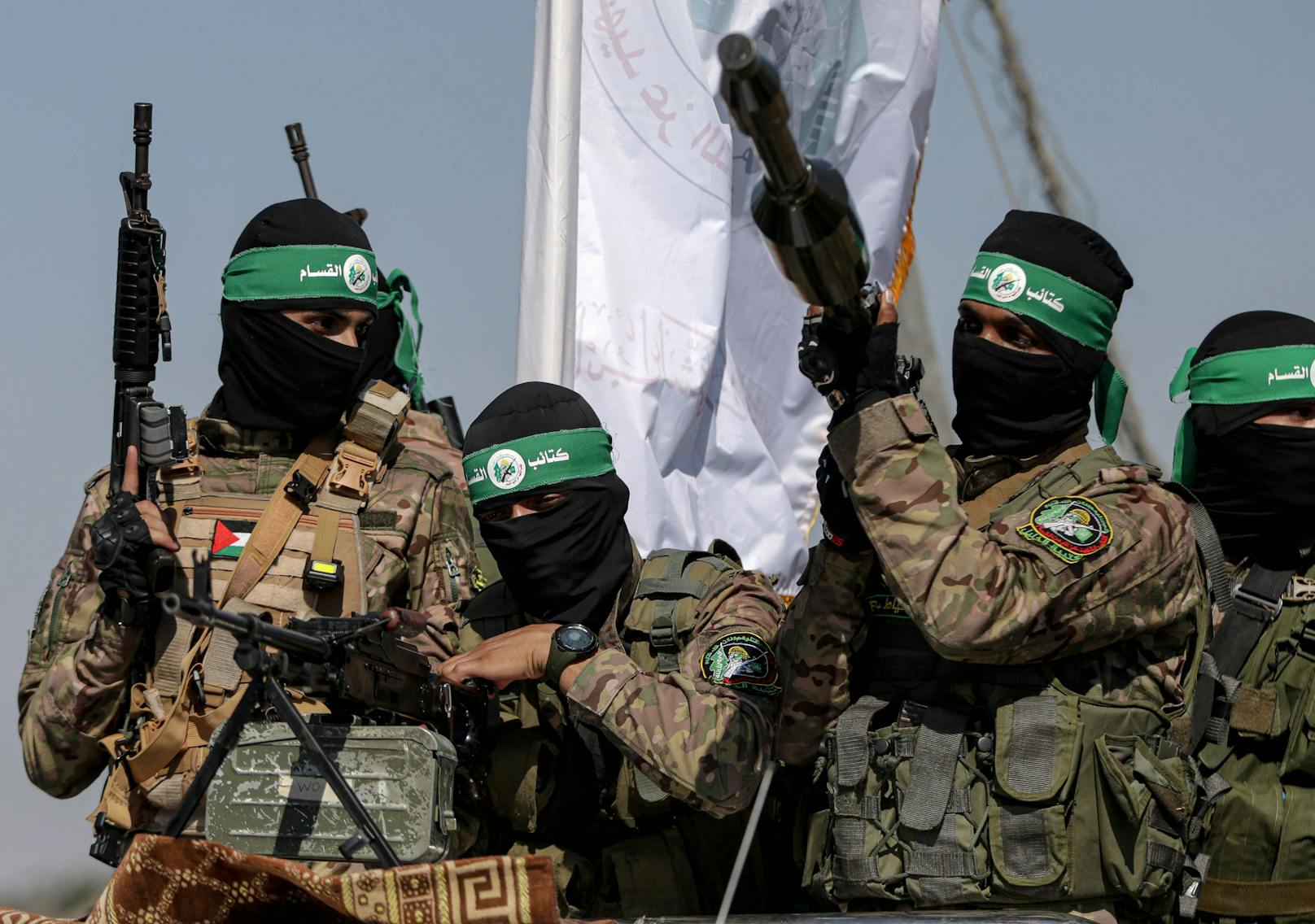 Der Nachrichtendienst X (vormals Twitter) hat mehr als zehntausend Hamas-Propaganda-Postings von der Plattform gelöscht. 