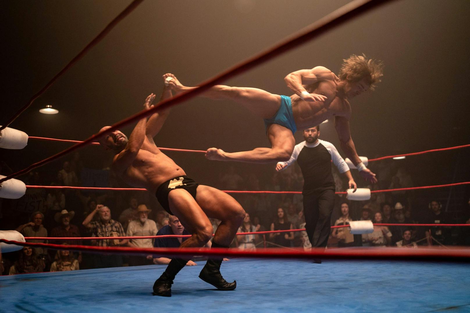 Zac Efron spielt in "The Iron Claw" den Wrestler Kevin Von Erich.