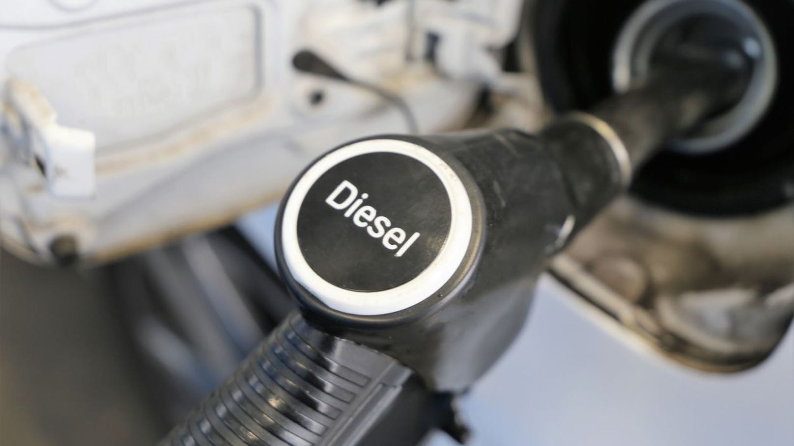 Dreiste Diesel-Diebe ergaunerten sich Sprit