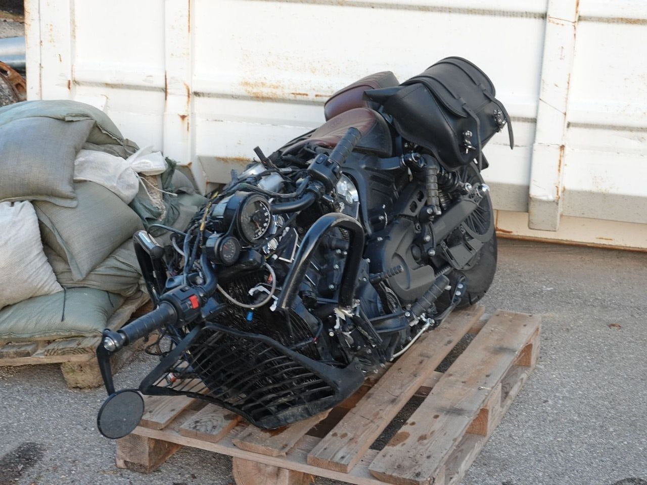 Heute.at - In Kurve gegen Holz-Lkw! Biker starb noch am Unfallort