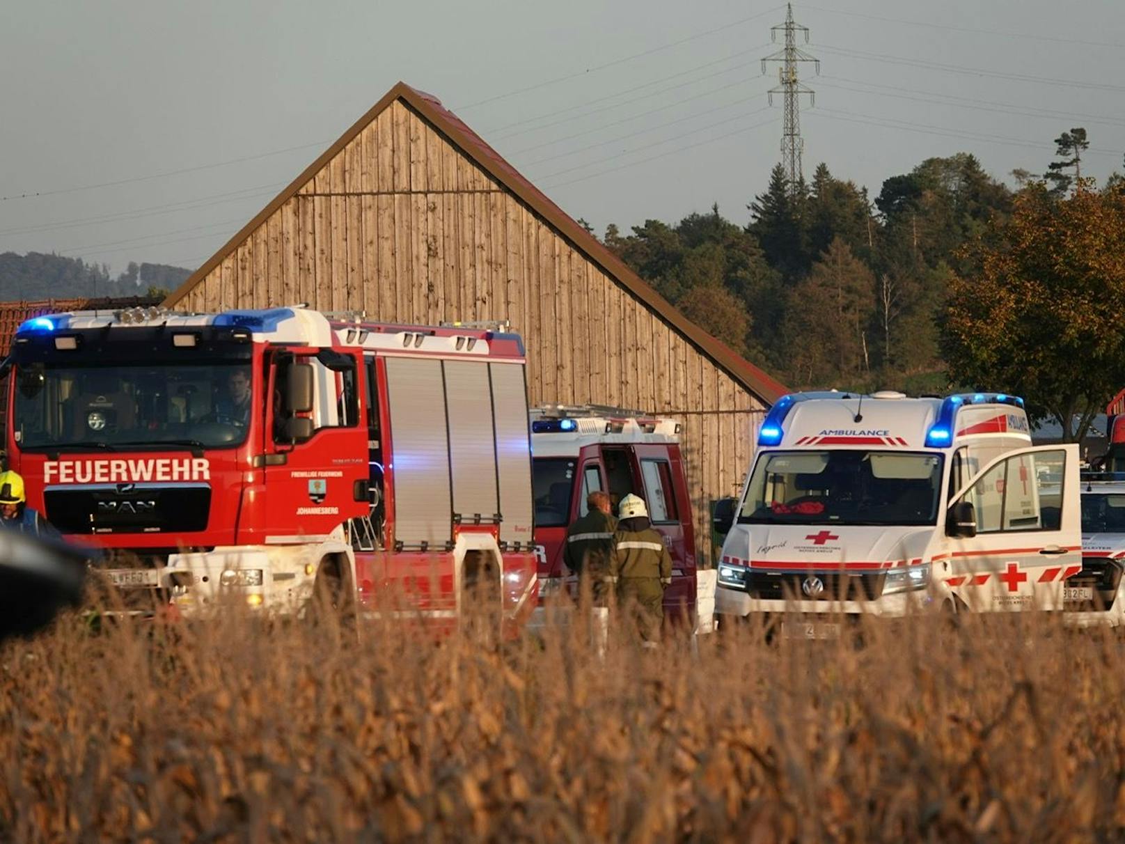 Rettungskräfte vor Ort in Grabensee