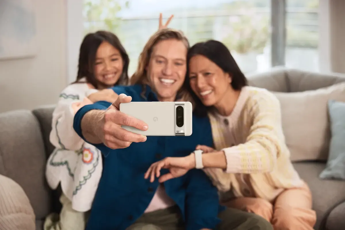 Betroffen sind nicht nur Android-Nutzer, sondern alle, die Google Fotos mit aktivierter Sicherung verwenden.