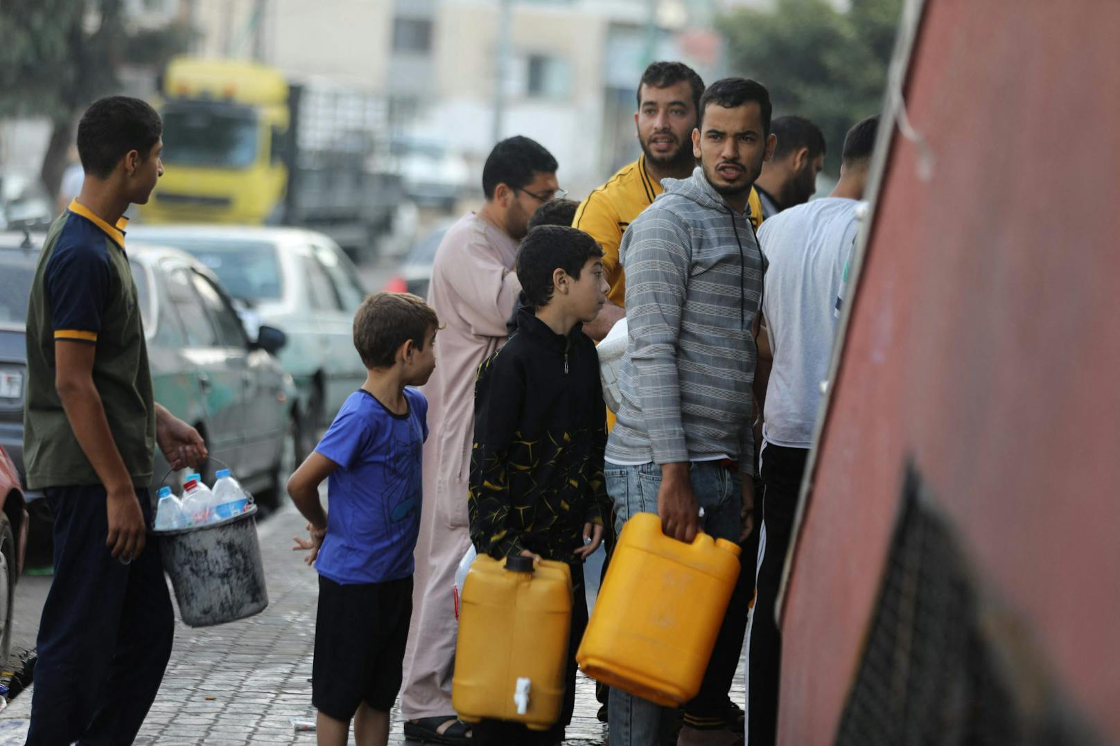 Die Wasservorräte in Gaza gehen zur Neige.