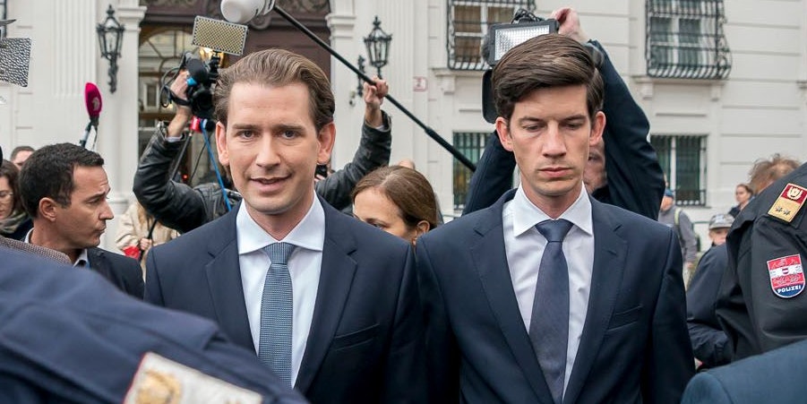 Statt Dubai, New York und Tel-Aviv wird der Lebensmittelpunkt von Sebastian Kurz und dem Mitangeklagten Bernhard Bonelli (rechts) in den nächsten Wochen die Landesgerichtsstraße 11 sein.