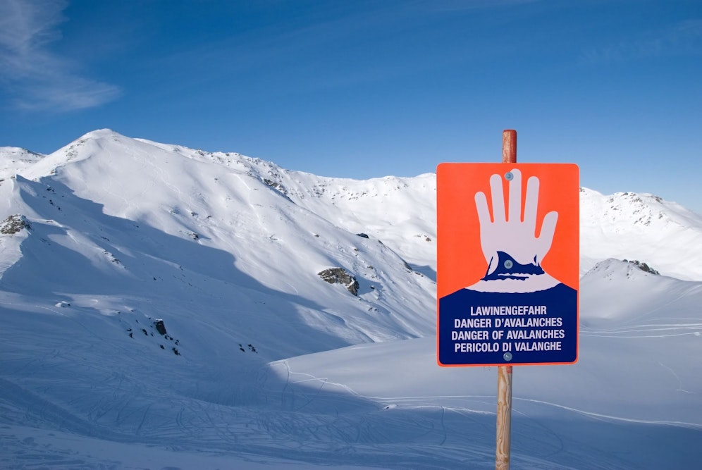Ein Wiener wurde nach dem Lawinenabgang in Zell am See zu einer Geldstrafe von 200 Euro verurteilt (Symbolbild).