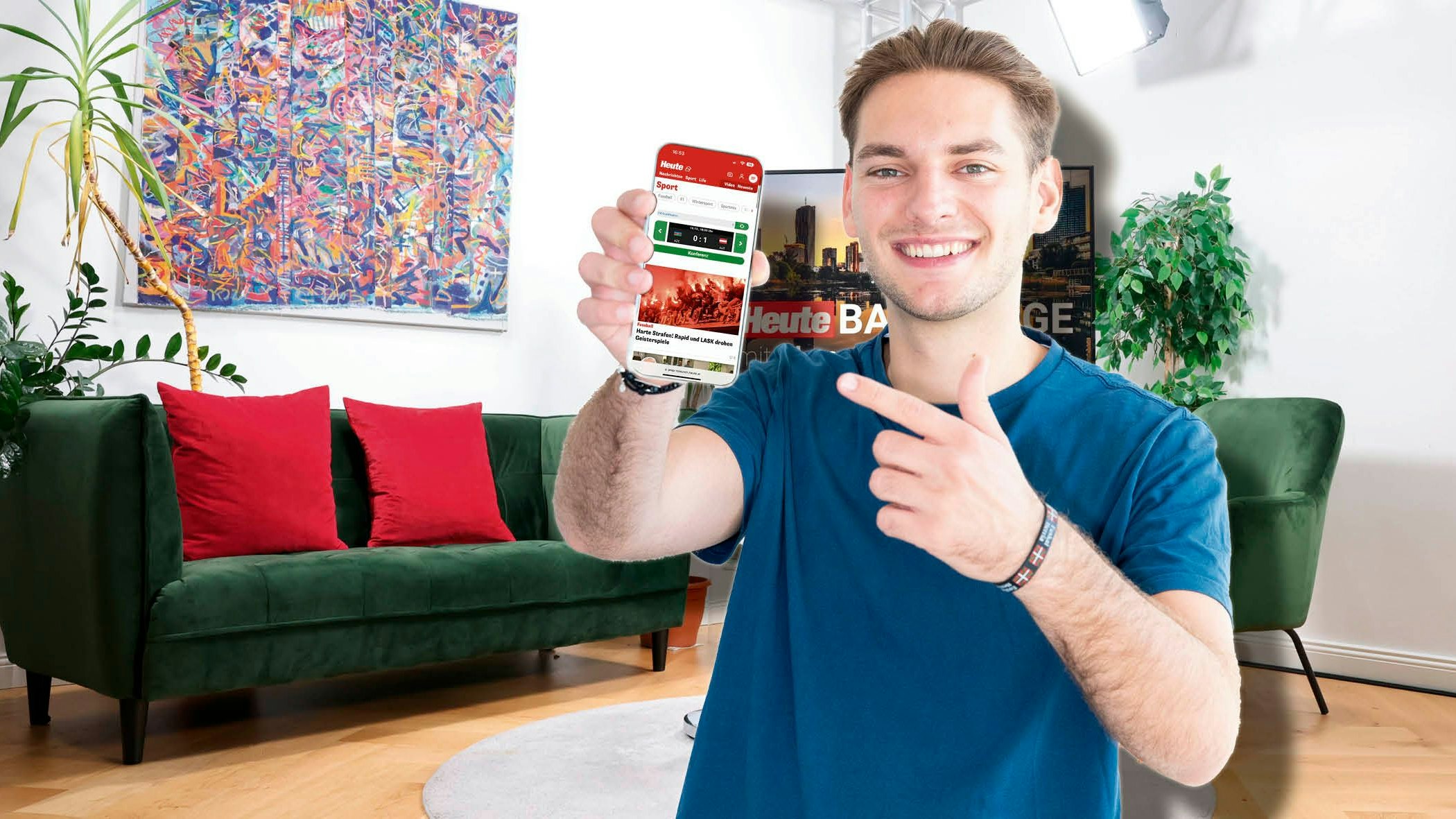 Social-Media-Chef Aitor Lopez de Alda hat schon die neue App.