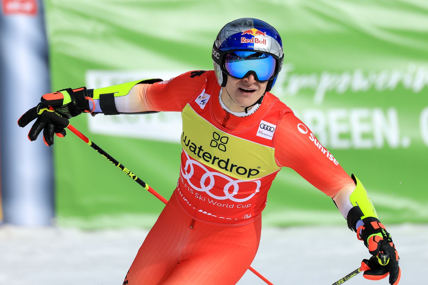 Marco Odermatt darf seinen Red-Bull-Helm behalten. 