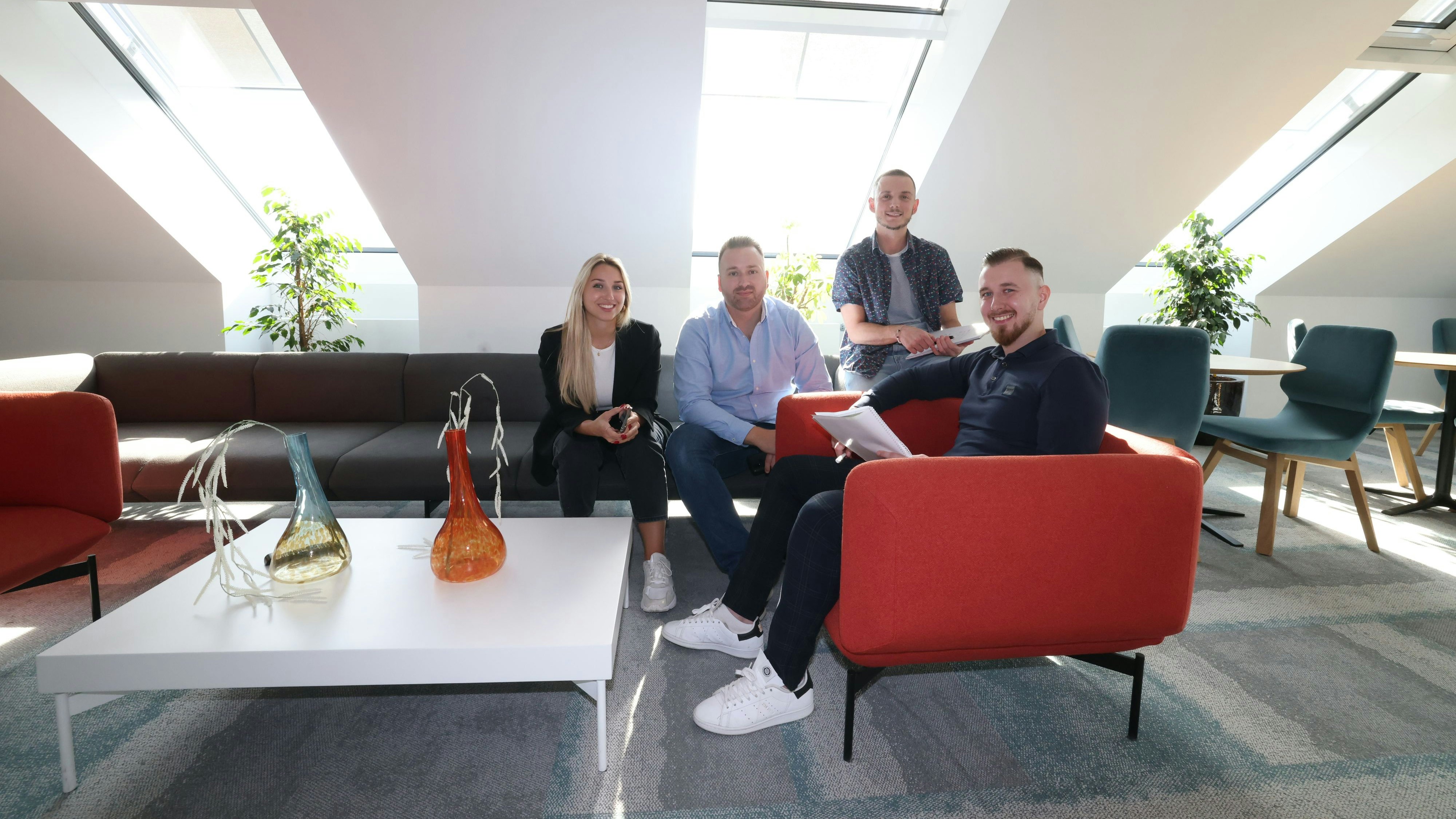 Unser Community-Team kümmert sich um deine Anliegen.