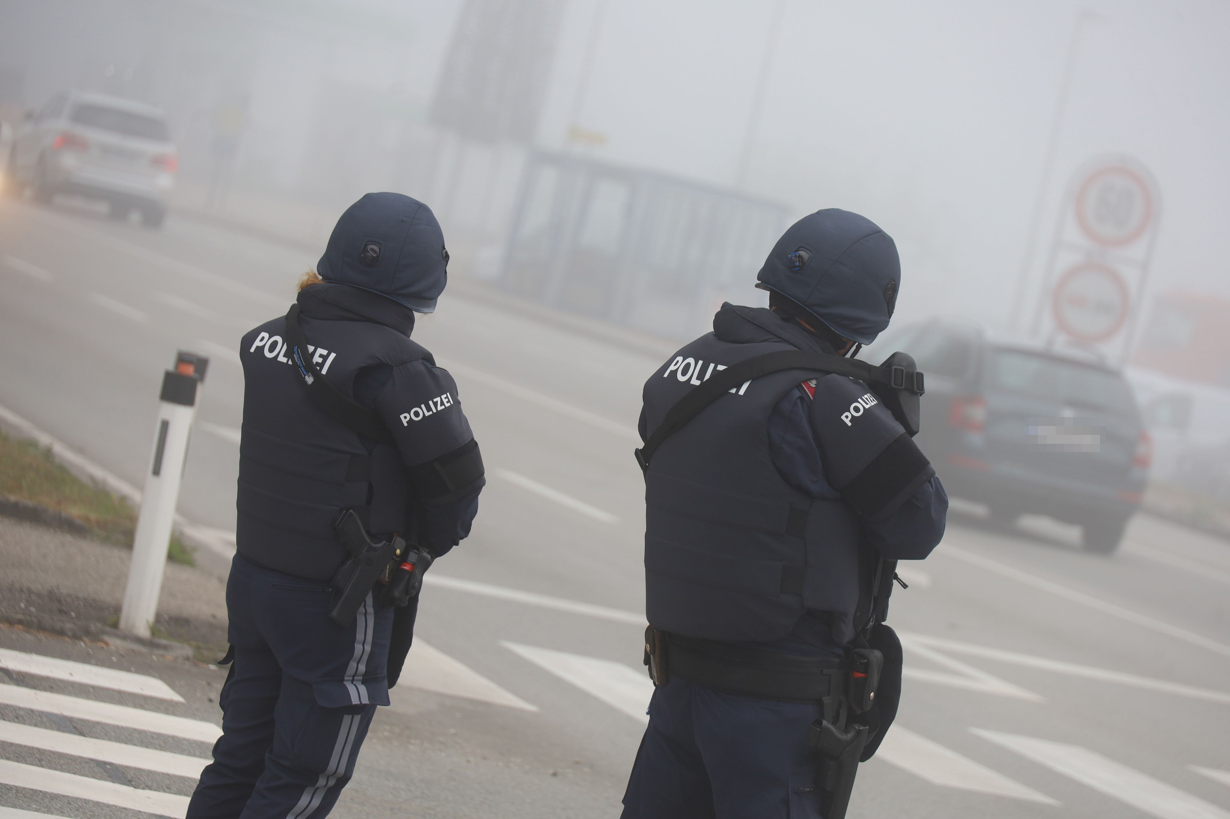 Messerattacke: Frau in Regau offenbar von Mann mit Messer angegriffen