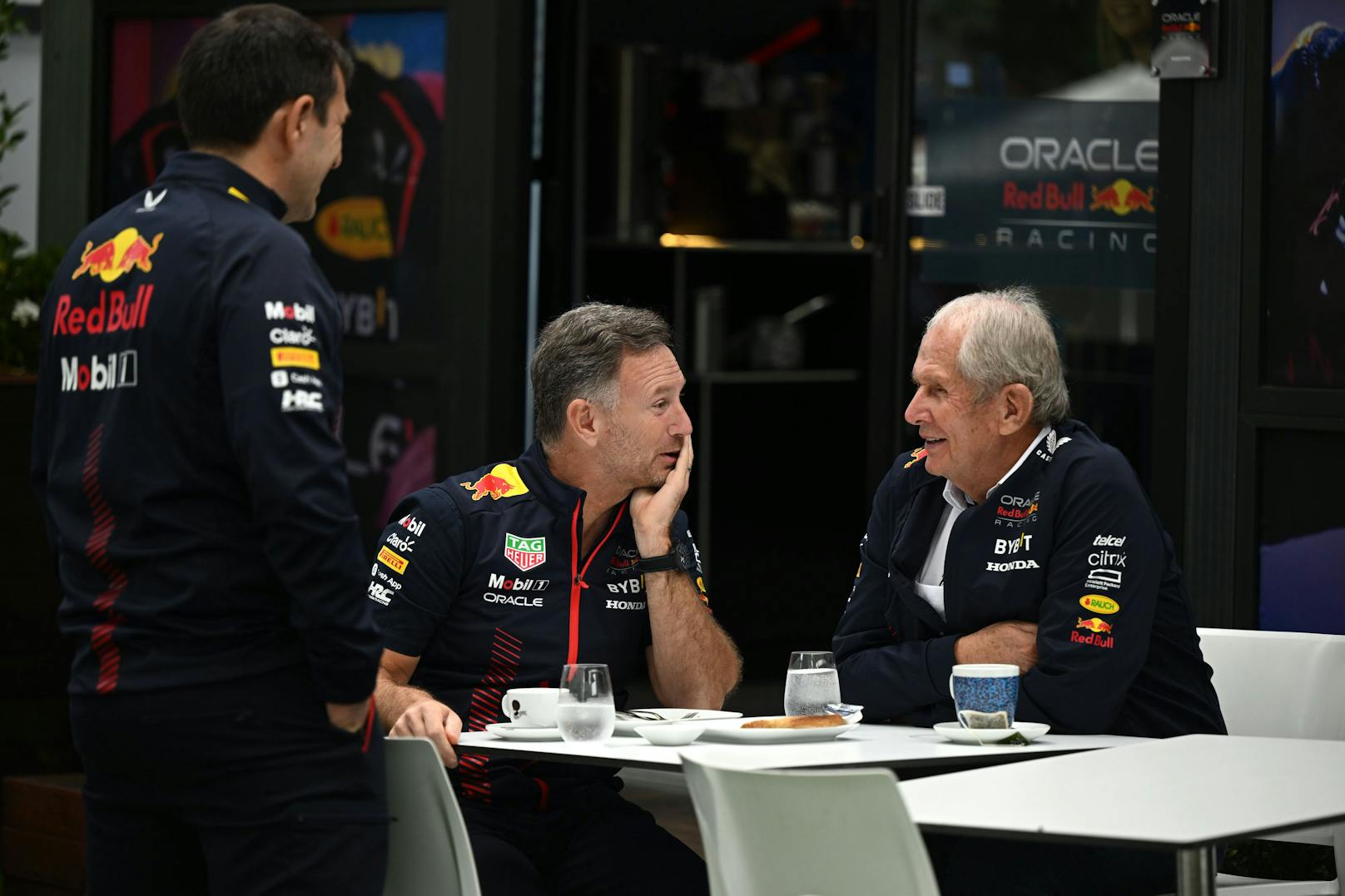 Zwischen Teamchef Christian Horner und Helmut Marko tobt ein Machtkampf. 