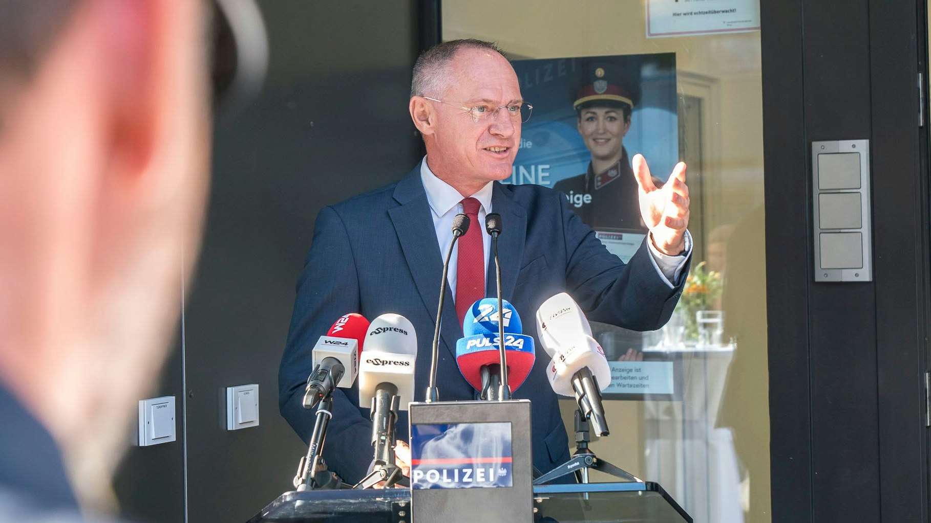 Innenminister Karner sprach über die aktuelle Gefährdungslage. (Archivbild)