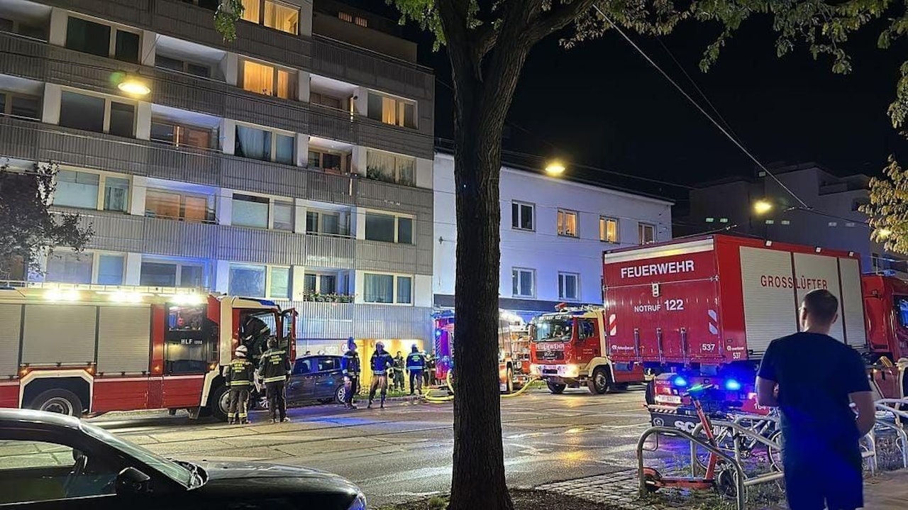 Heute.at - Pkw-Brand in Wiener Garage – Feuerwehr im Einsatz