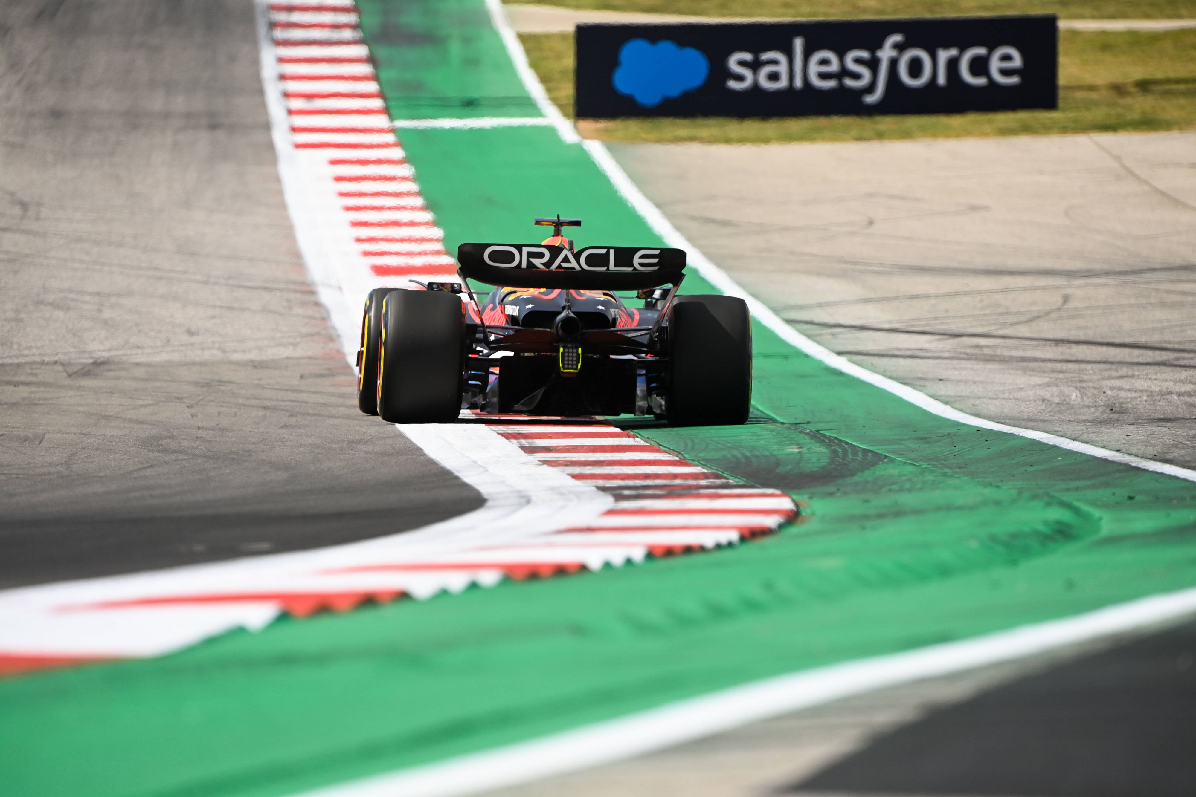 Max Verstappen verlor wegen eines Tracklimit-Verstoßes die Pole Position. 