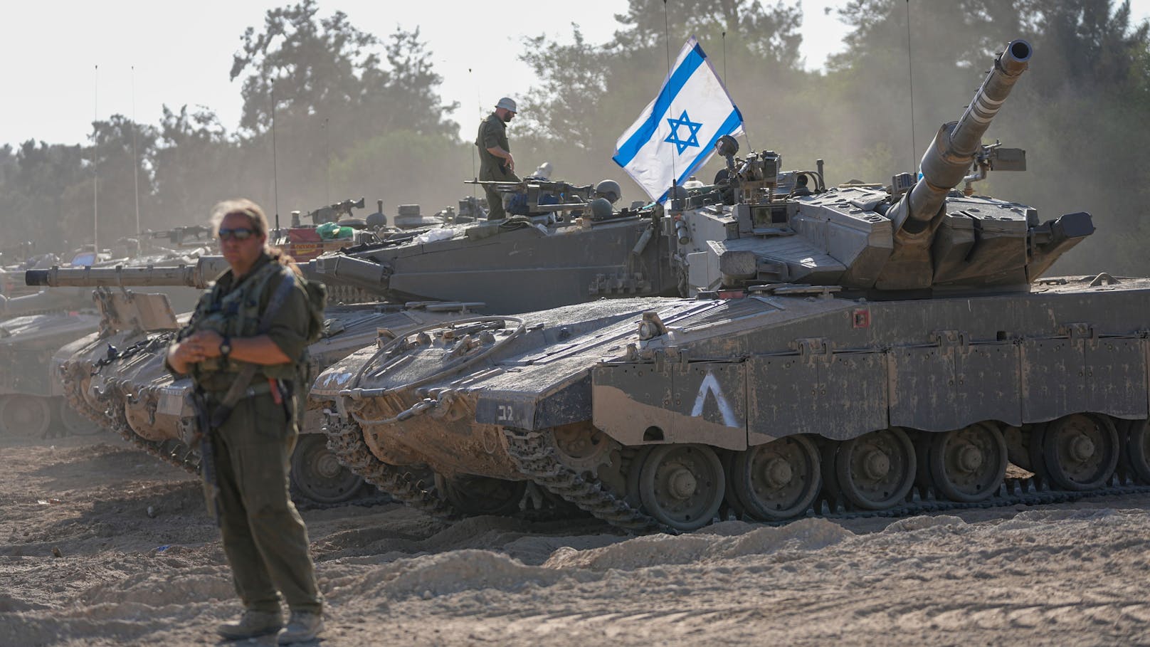 Israelische Armee bombardiert jetzt Flughäfen in Syrien