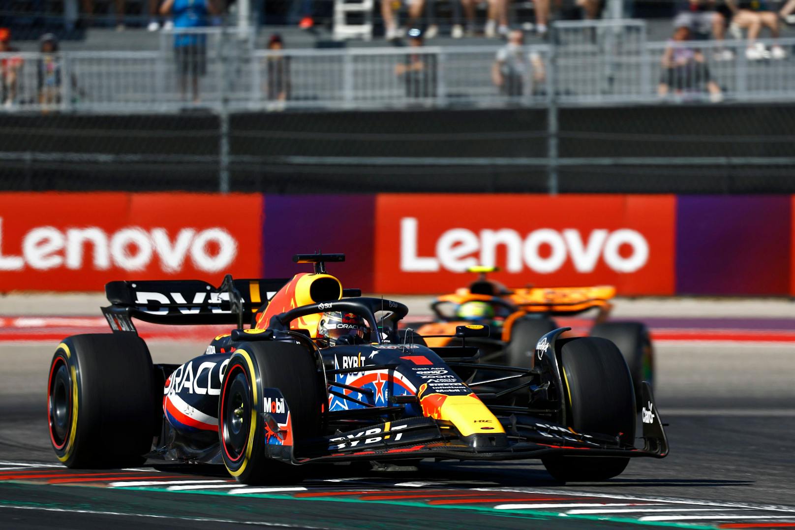 Verstappen knackt Schallmauer, feiert den 50. Sieg