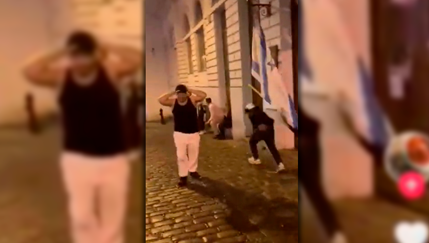 Seit Samstag sorgt der Hass-Akt für Schlagzeilen in Österreich.