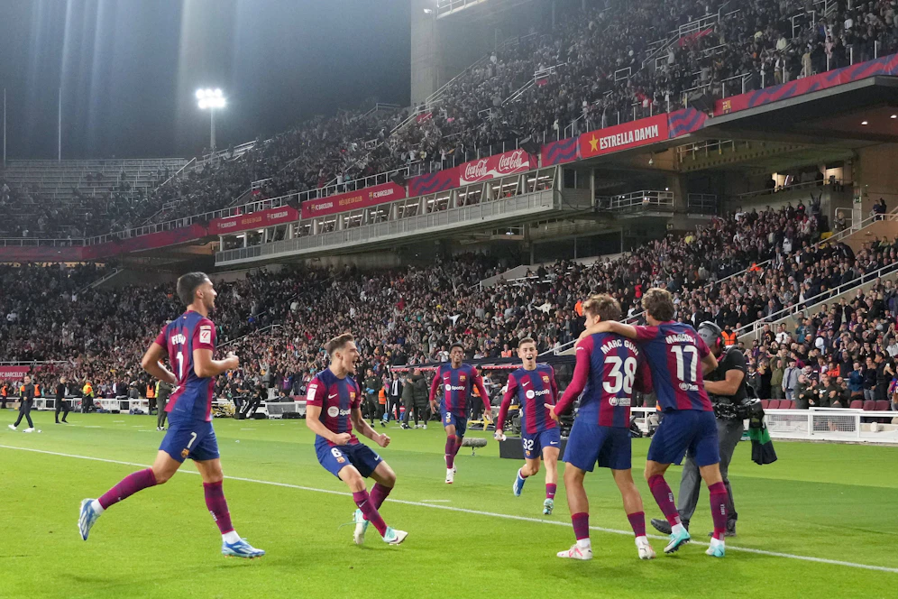 Joker Guiu feiert das 1:0 für Barcelona.