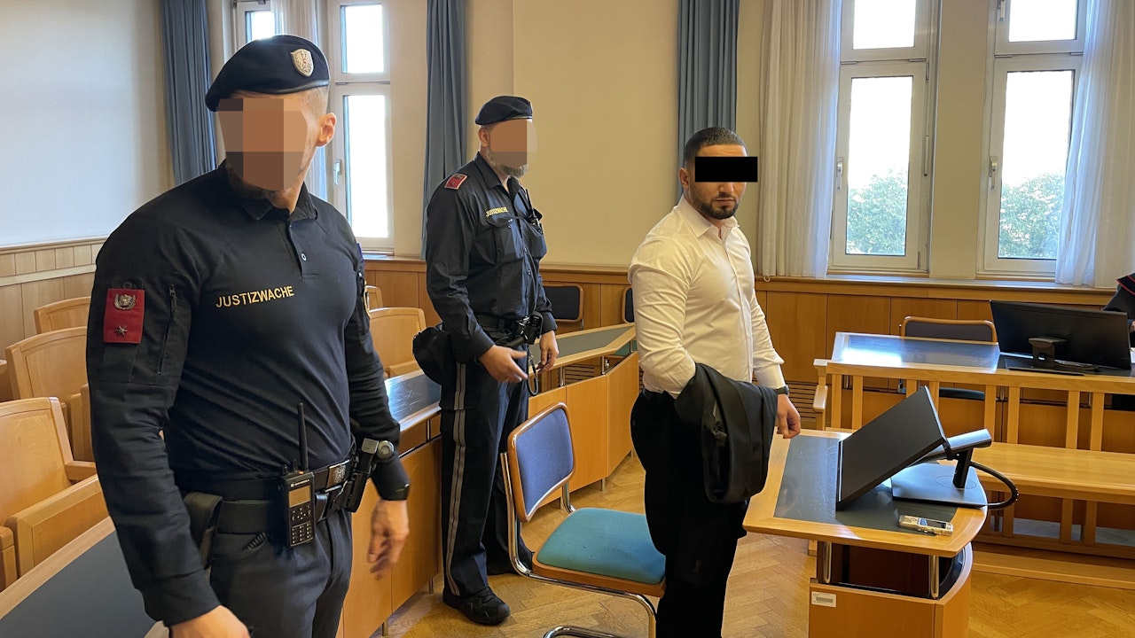 Heute.at - Messerstich verfehlte Herz nur um 3 Zentimeter!