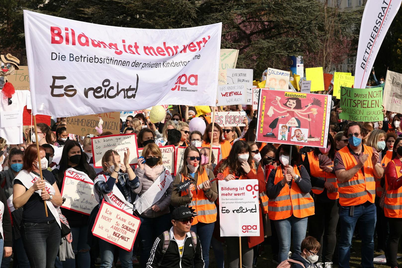 10.000 Pädagogen erwartet – hier legt Demo Wien lahm